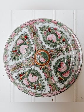 Vintage Chinese Famille Rose Medallion Porcelain Plate | Plate Wall